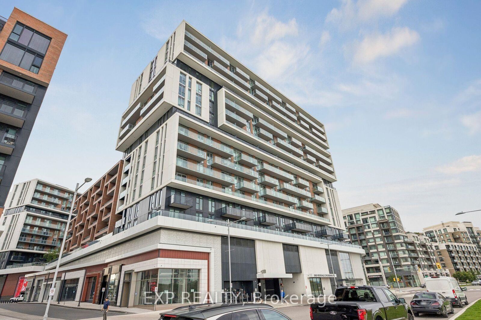 Property Photo: 292 Verdale Crossing 1816 ON L6G 0H6