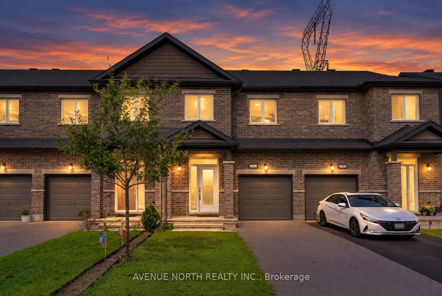 Property Photo:  292 Livery Street  ON K2V 0S1 