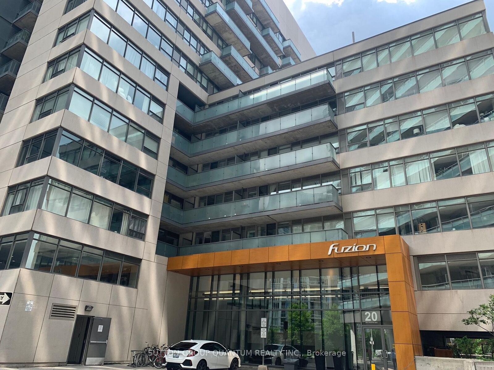 Property Photo:  20 Joe Shuster Way 406  ON M6K 0A3 