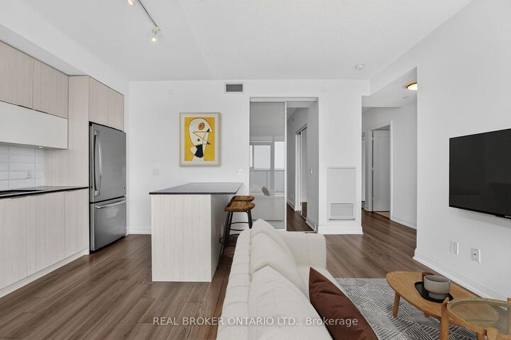 Property Photo:  56 Annie Craig Drive Unit 3002  ON M8V 0C8 