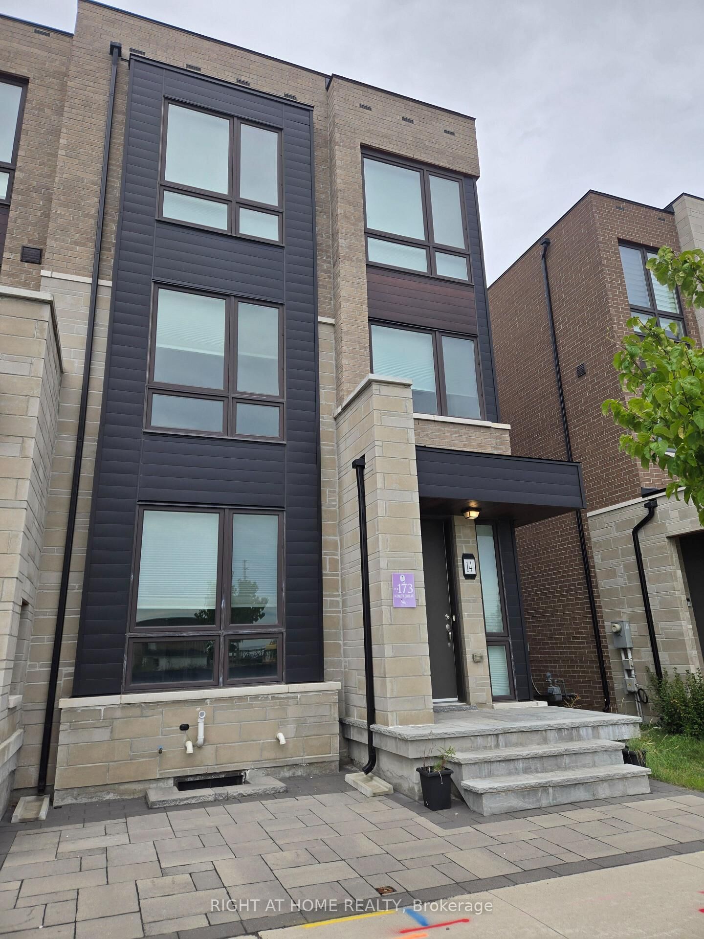 Property Photo:  14 Concetta Conte Avenue  ON L6C 0Z5 