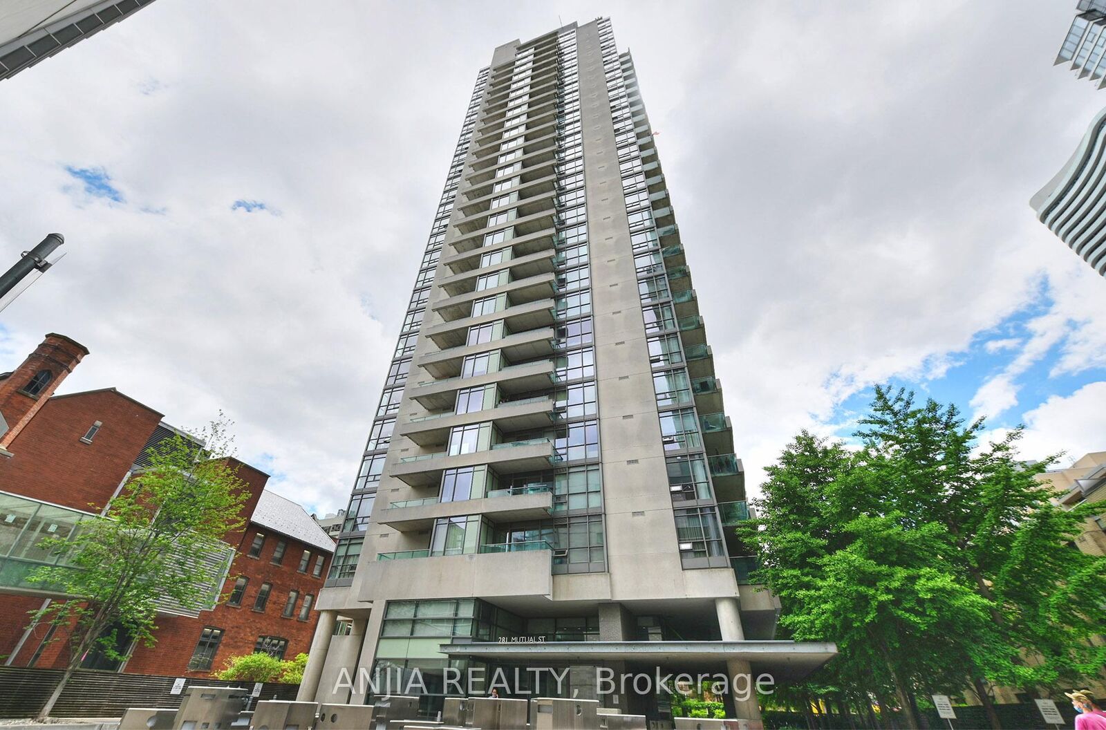 Property Photo:  281 Mutual Street 1001  ON M4Y 3C4 