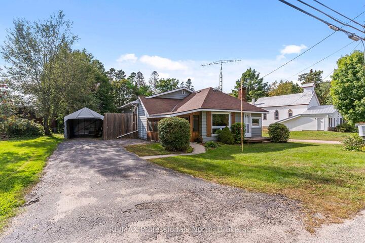 Property Photo:  2315 Loop Road  ON K0L 3C0 