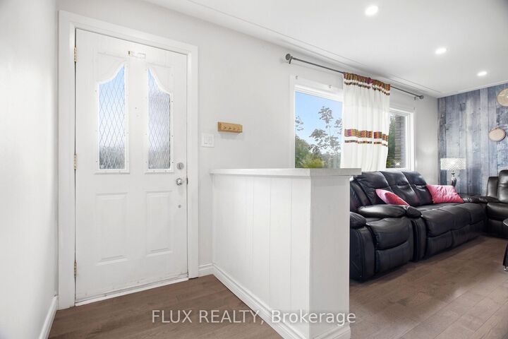 Property Photo:  10 Jean Avenue  ON N2A 1P1 