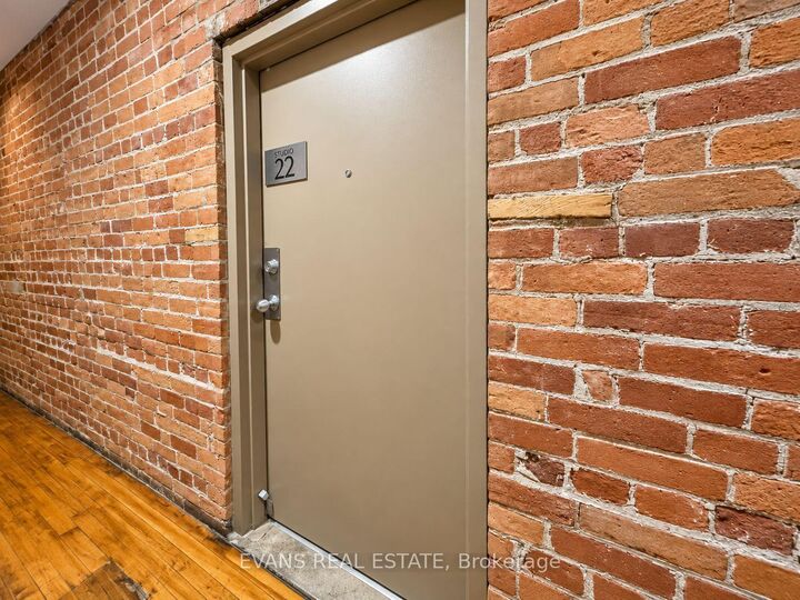Property Photo:  121 Prescott Avenue 22  ON M6N 3G8 