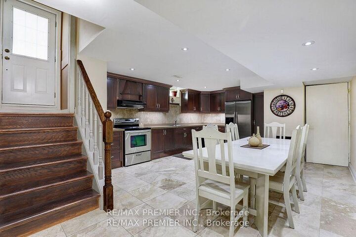 Property Photo:  27 Giovanni Way Lower  ON L4H 1R7 