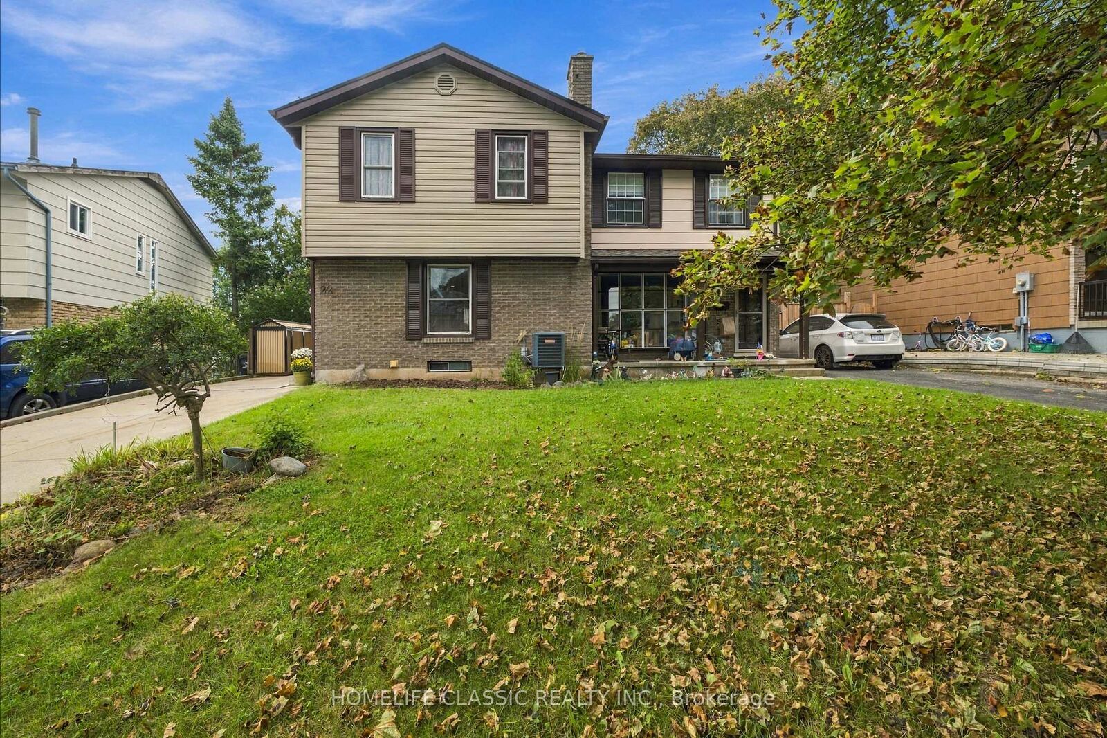 Property Photo:  22 Frobisher Court  ON N1R 6Z5 