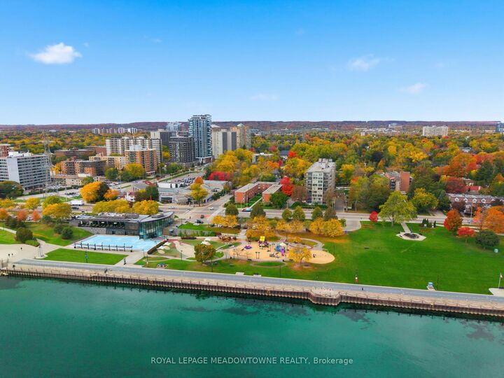 Property Photo:  1351 Lakeshore Road 15  ON L7S 1B1 