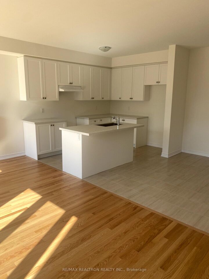 Property Photo:  937 Elizabeth Mackenzie Drive  ON L1X 0P5 