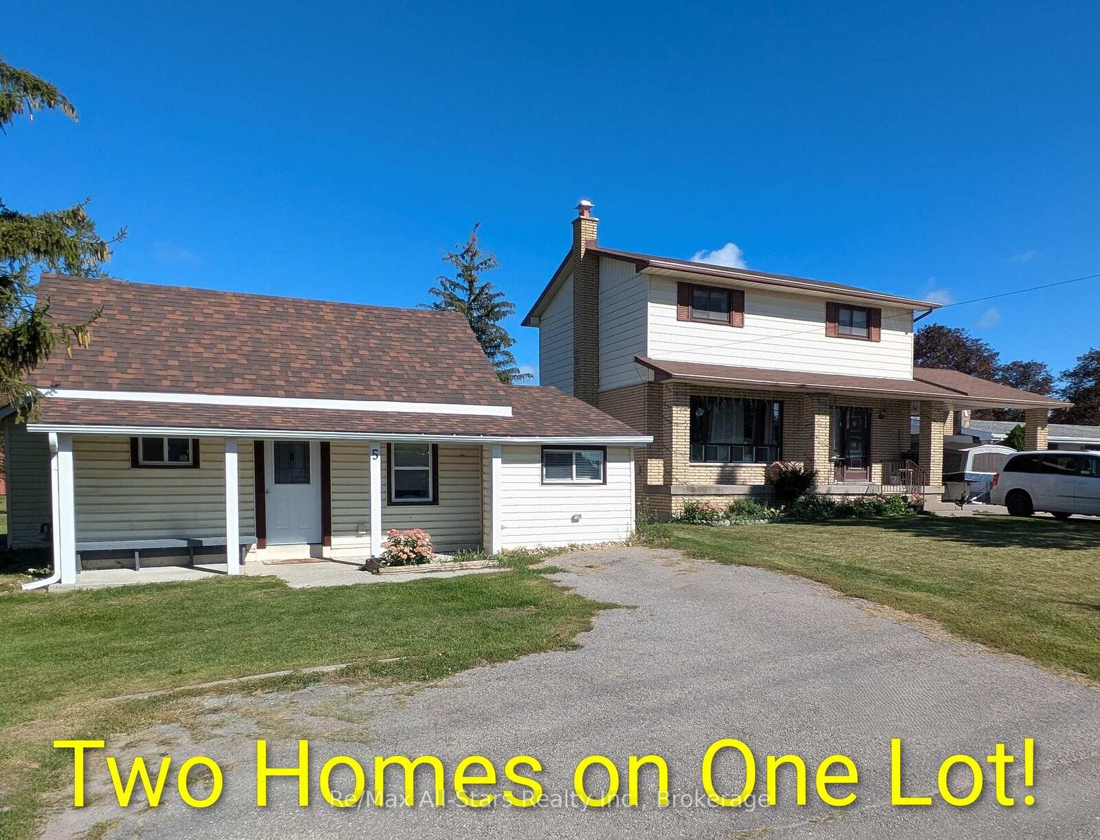Property Photo:  7-5 Weldon Road  ON K9V 4R6 