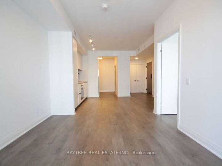 Property Photo:  4015 The Exchange N/A 3611  ON L5B 0N9 