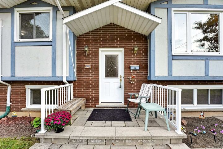 Property Photo:  5 Brooks Circle  ON L0R 2A0 