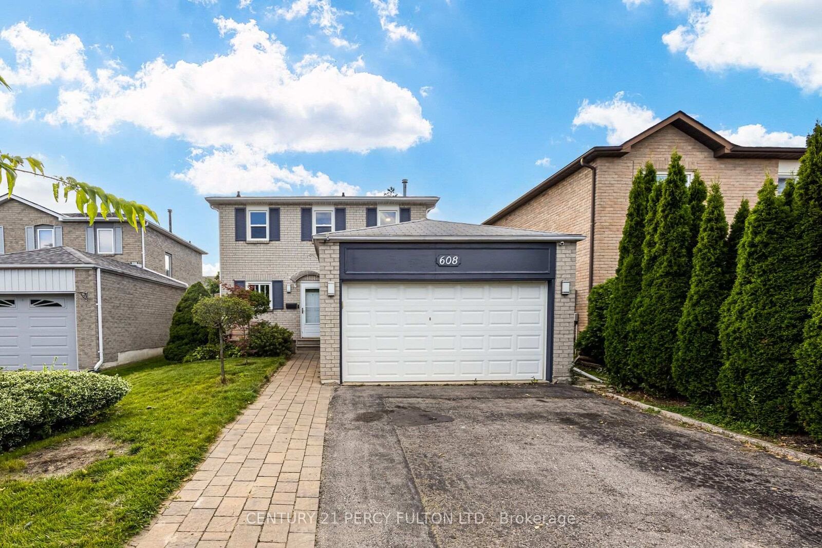 Property Photo:  608 Beckworth Square  ON L1V 3X4 