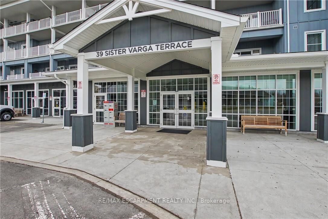 Property Photo:  39 Sister Varga Terrace 306  ON L9B 0J7 