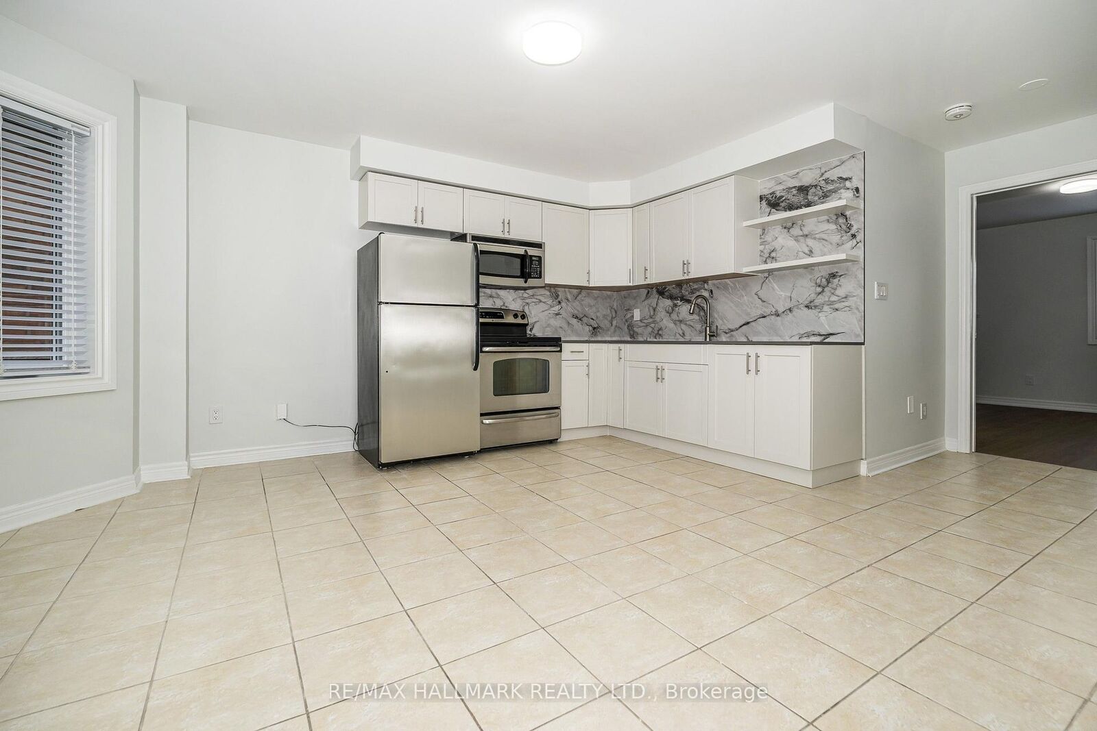 Property Photo:  125 Viella Street Upper  ON M6N 5C7 