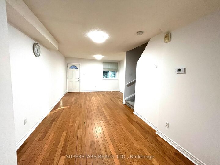 Property Photo:  38 St Lawrence Street 7  ON M5A 3N1 
