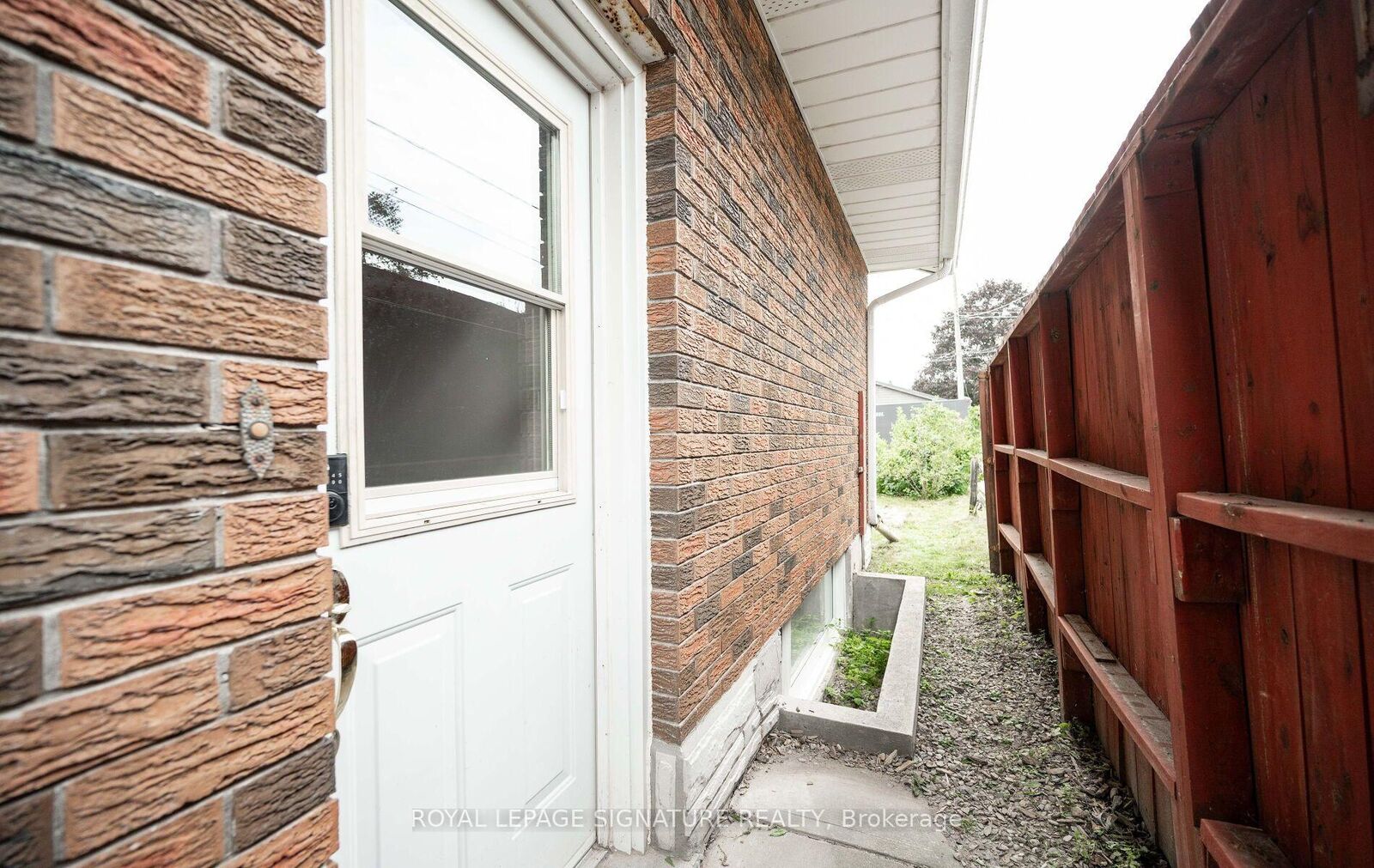 Property Photo:  16 Eleanor (Lower Level) Court  ON N1E 1S8 