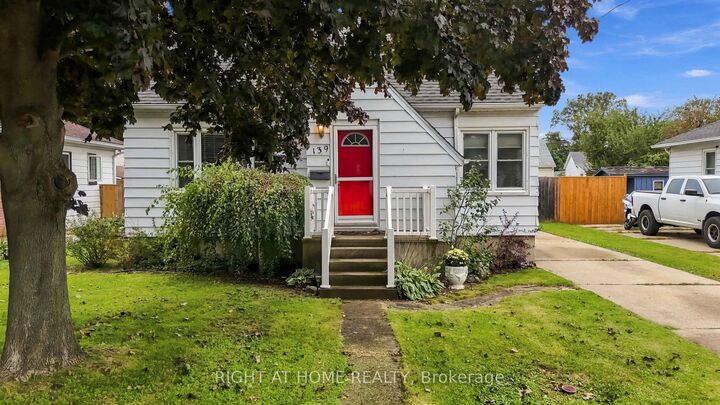Property Photo:  139 Gordon Street  ON N7T 6N7 