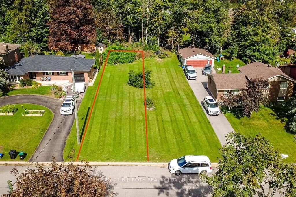Property Photo:  12A Ottaway Avenue  ON L4M 2W7 