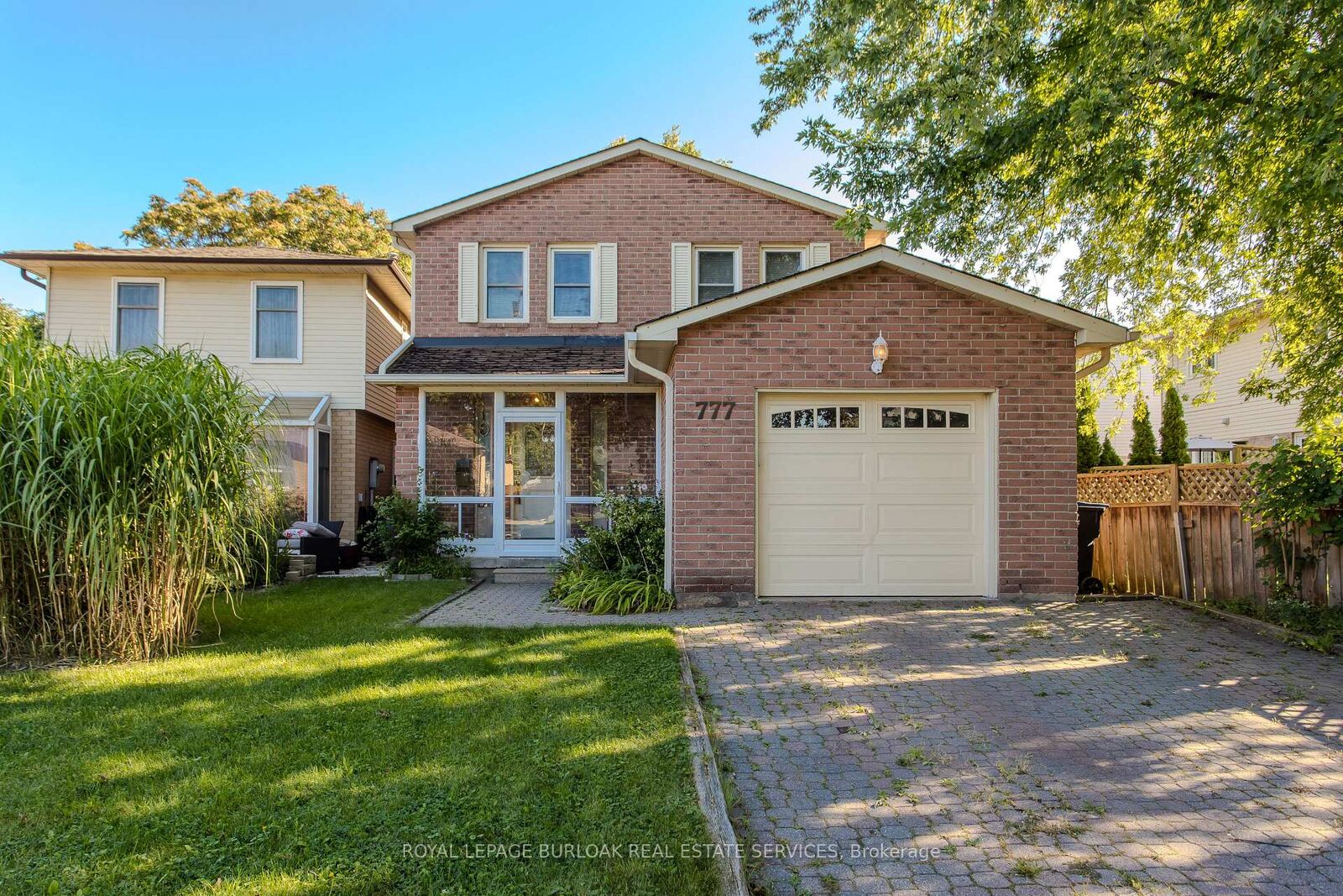 Property Photo: 777 Inverhouse Drive ON L5J 2X9