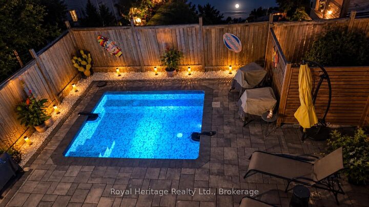 Property Photo:  14 Tabb Avenue  ON L1E 0B2 