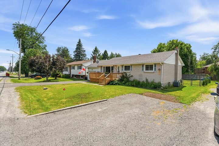 Property Photo:  110 Ontario Street  ON K0K 1H0 