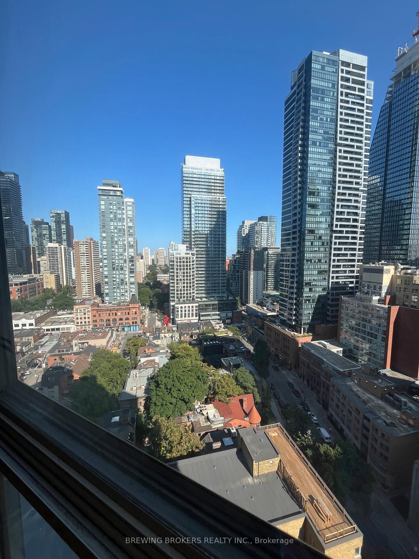 Property Photo:  44 St. Joseph Street 2108  ON M4Y 2W4 