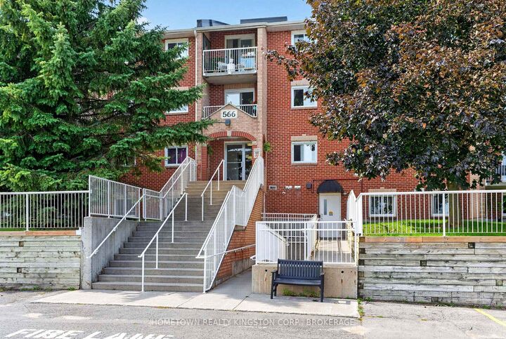Property Photo:  566 Armstrong Road 201  ON K7M 8M2 