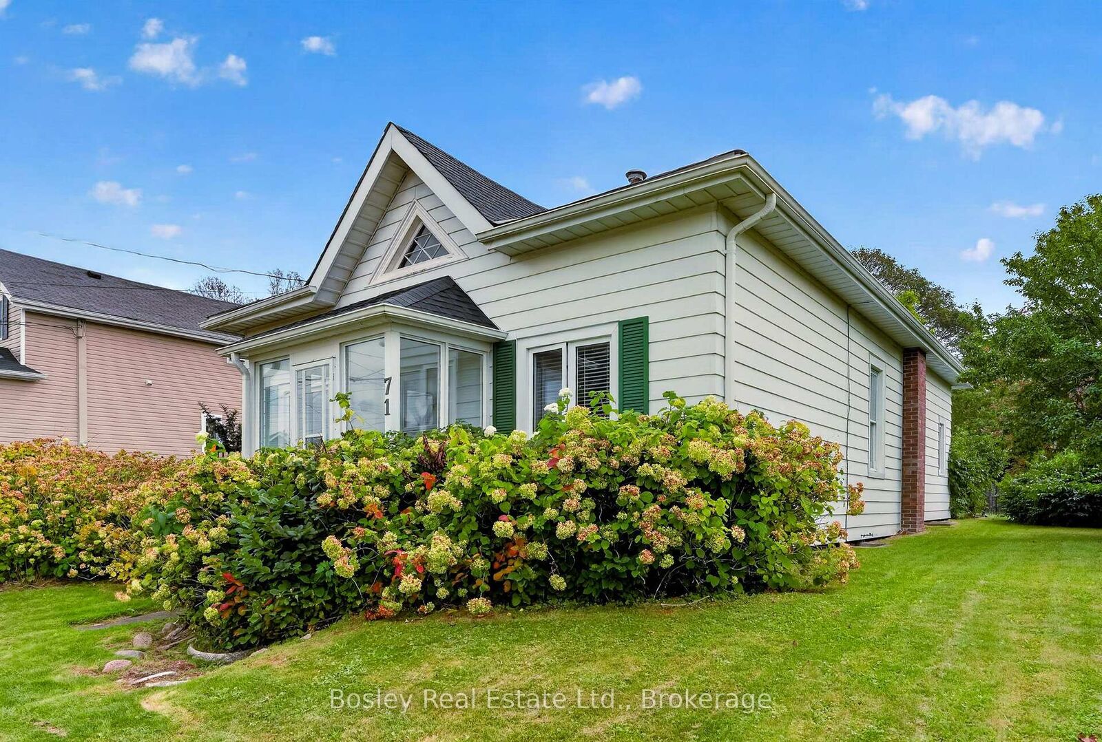 Property Photo:  71 Sherbourne Street  ON L1A 1H3 