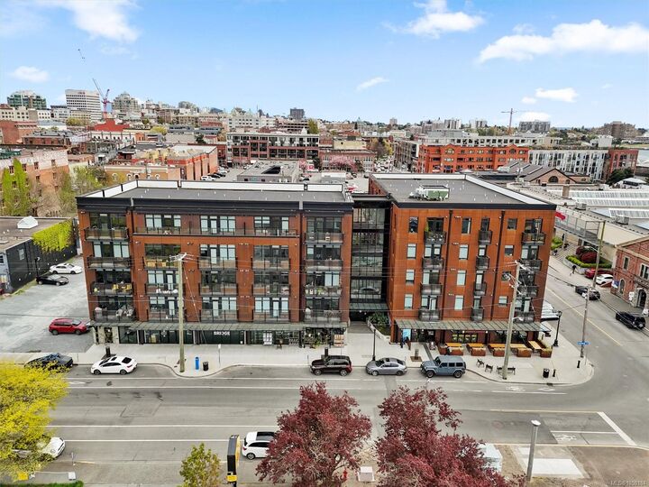 Property Photo:  515 Chatham St #306  BC V8T 1E1 