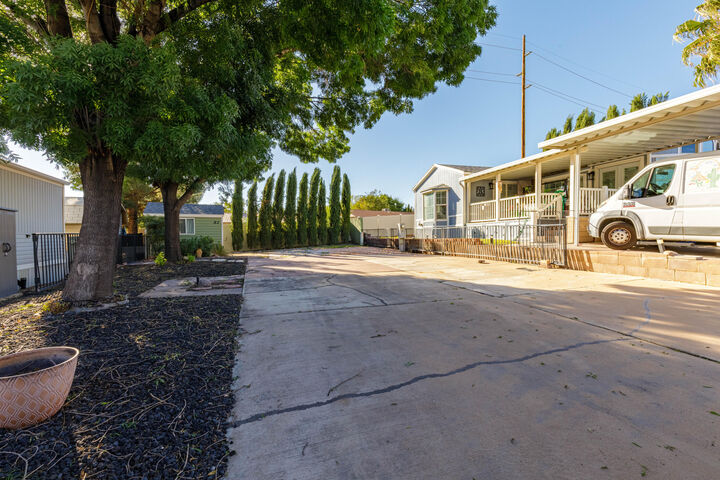 Property Photo: 448 E Telegraph St 82 UT 84780