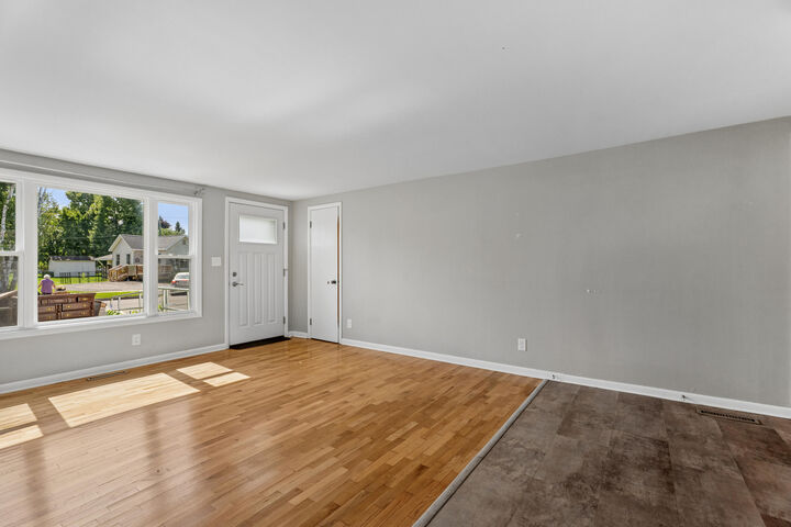 Property Photo:  2713 South Fifth Avenue  MI 49707 