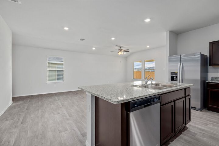 Property Photo:  6912 Reginald Drive  TX 76549 