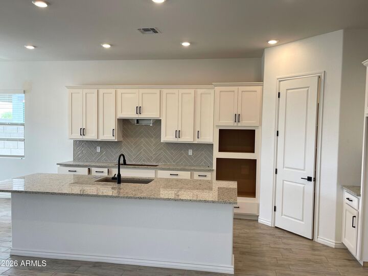 Property Photo:  10027 W Verde Lane  AZ 85392 