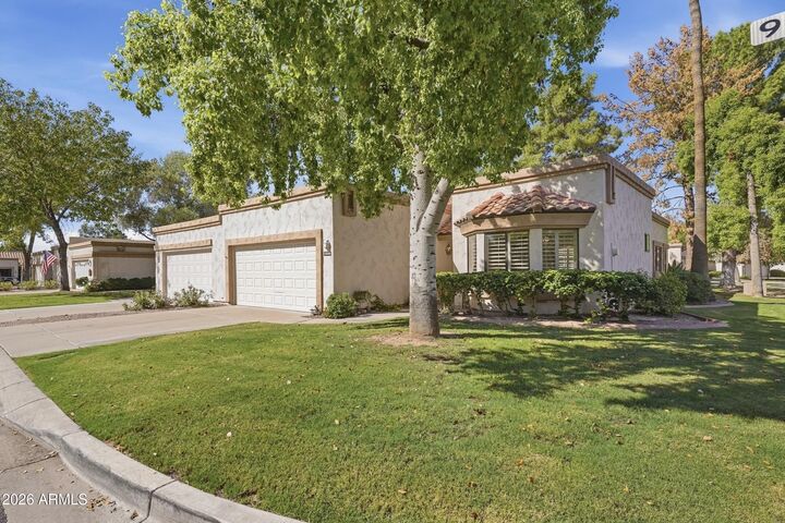 Property Photo: 18886 N 91st Drive AZ 85382