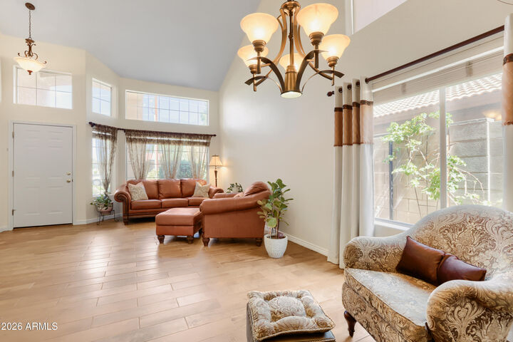 Property Photo:  233 W Grovers Avenue  AZ 85023 