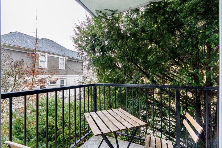 Property Photo:  36 E 14th Avenue 213  BC V5T 4C9 