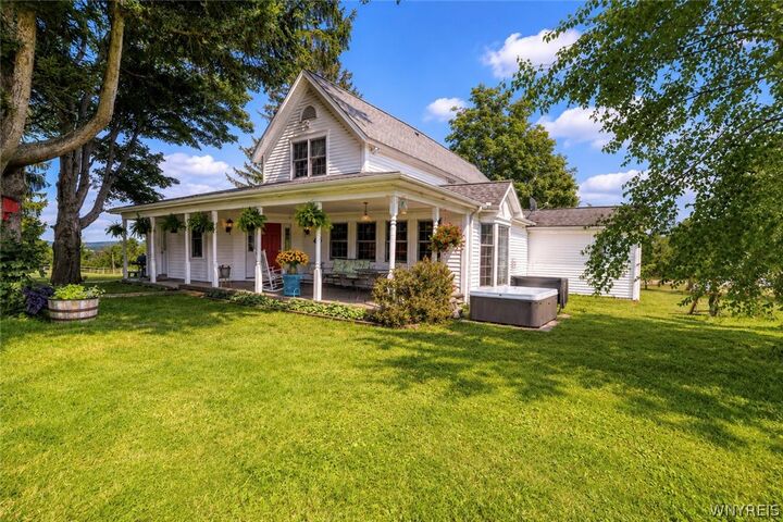 Property Photo:  9905 Rock Springs Road  NY 14171 