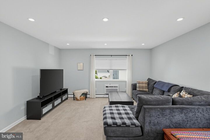 Property Photo:  354 S Swarthmore Avenue B-2  PA 19081 