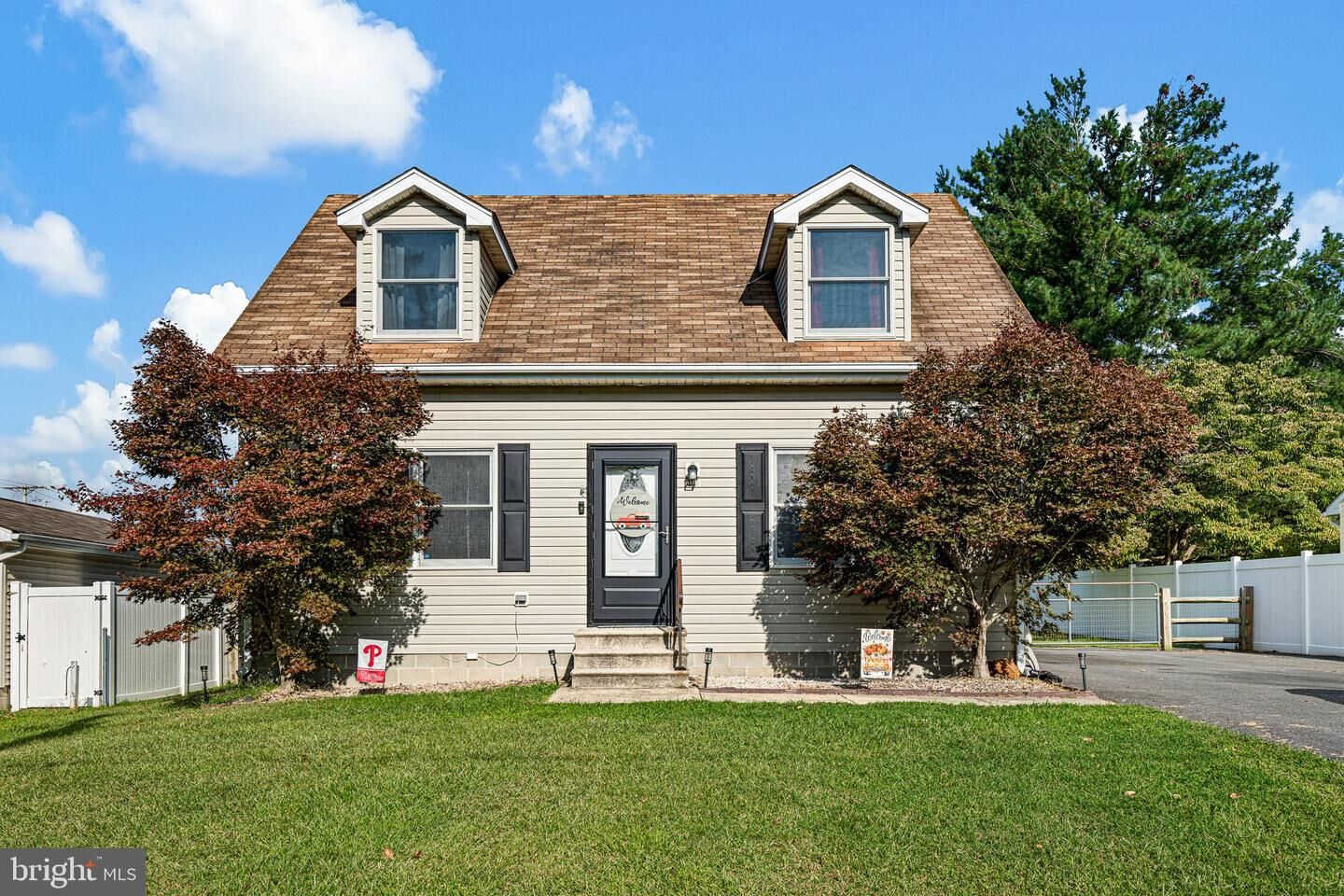 Property Photo: 836 W Mount Vernon Street DE 19977