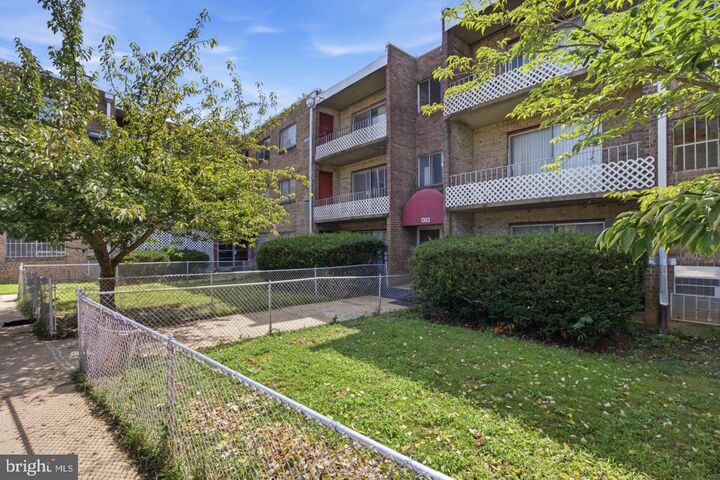 Property Photo: 1303 Congress Street SE 1 DC 20032