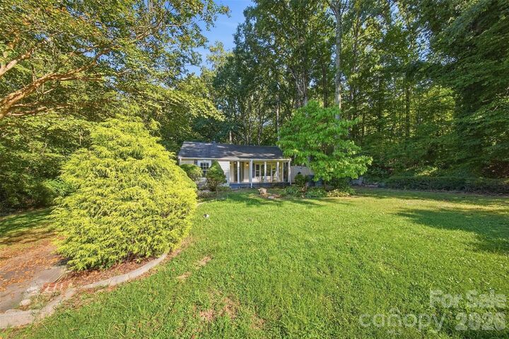 Property Photo:  1818 Union Road  NC 28054 