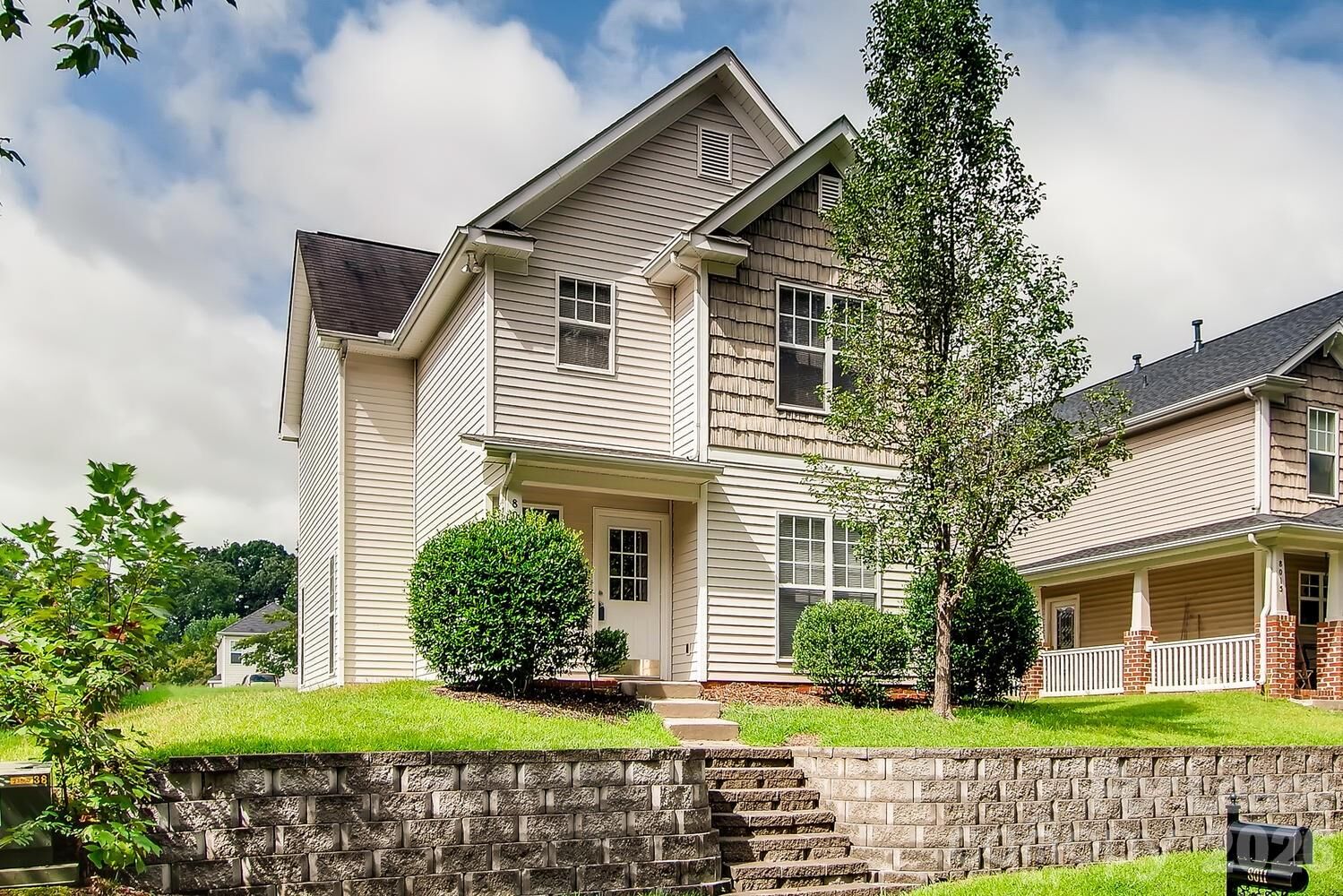 Property Photo:  8011 Rolling Meadows Lane  NC 28078 