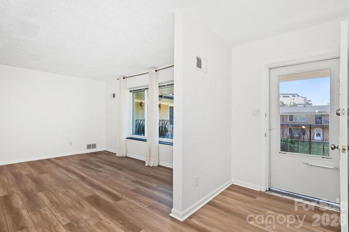 Property Photo: 3010 Crosby Road 224 NC 28211