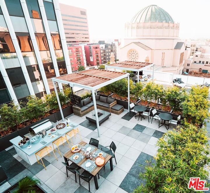 Property Photo:  3640 Wilshire Blvd, Unit 237  CA 90010 