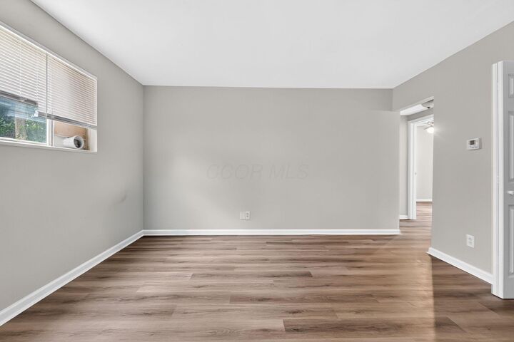 Property Photo: 940 Ferndale Place OH 43209