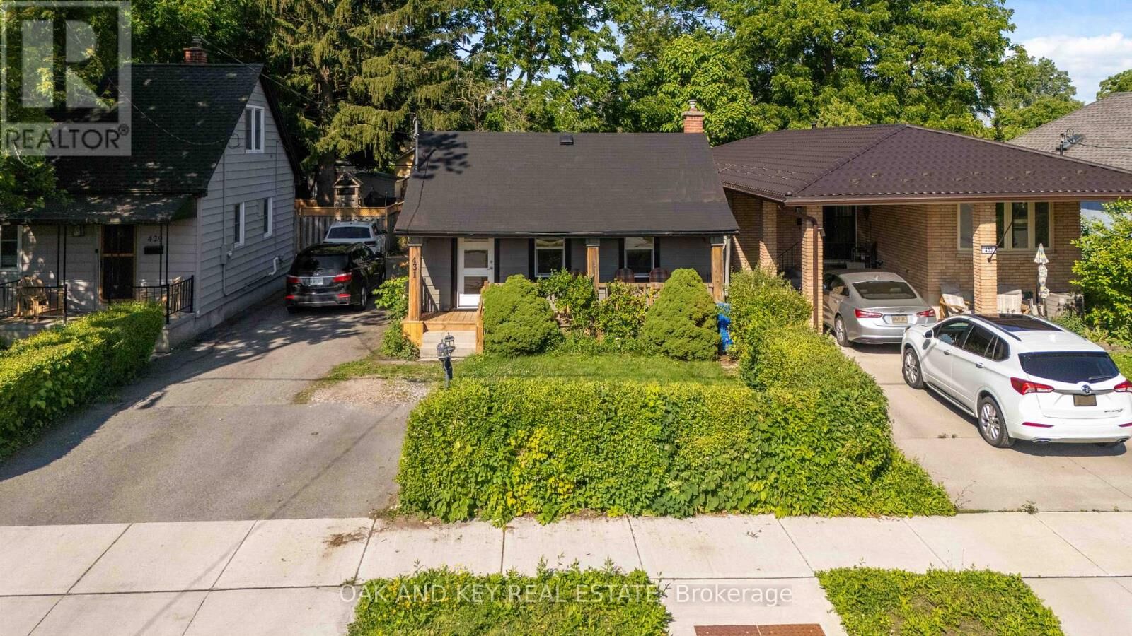 Property Photo:  431 Burdick Place  ON N5W 4P4 