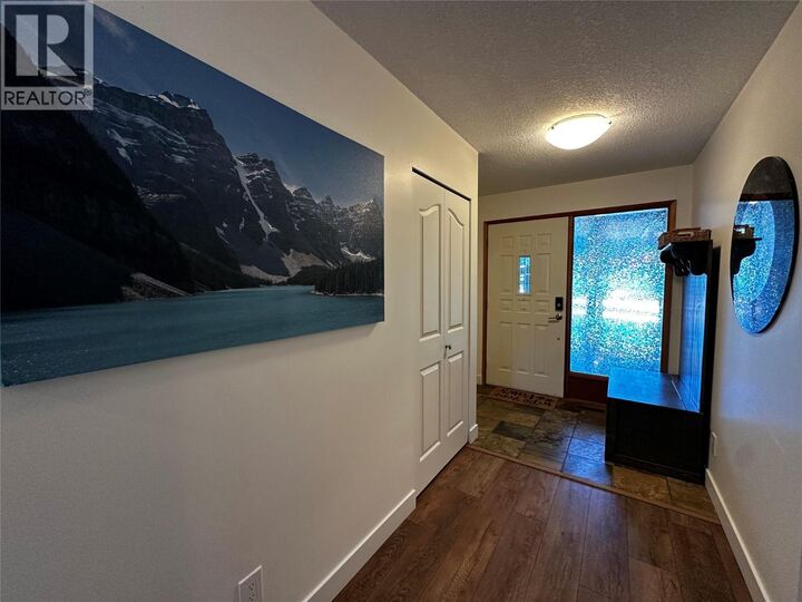 Property Photo:  1301 Grosvenor Place  BC V1N 3X8 