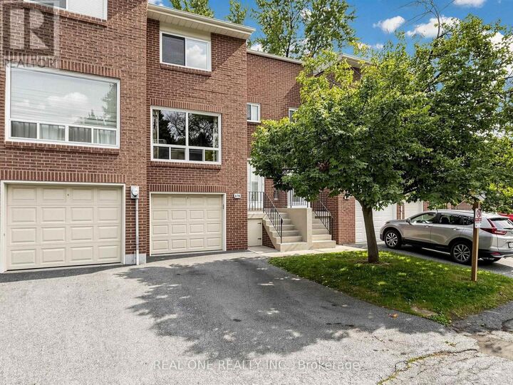 Property Photo:  174 Rusty Crestway  ON M2J 2Y6 