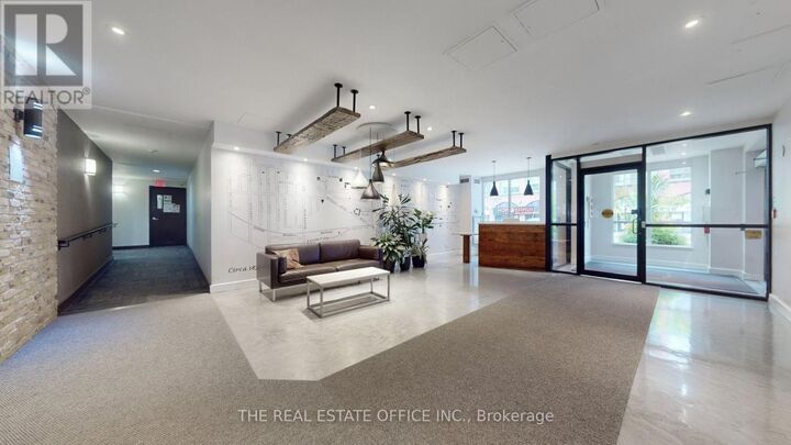 Property Photo:  800 King Street West 405  ON M5V 1N6 